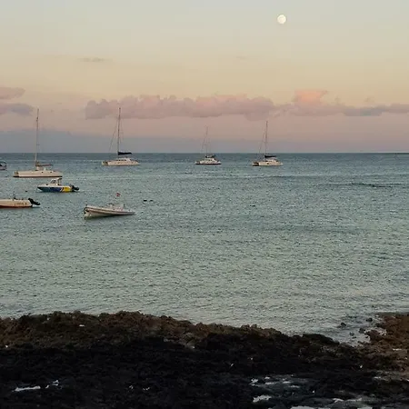 Bonito Piso En 6 Pax Corralejo